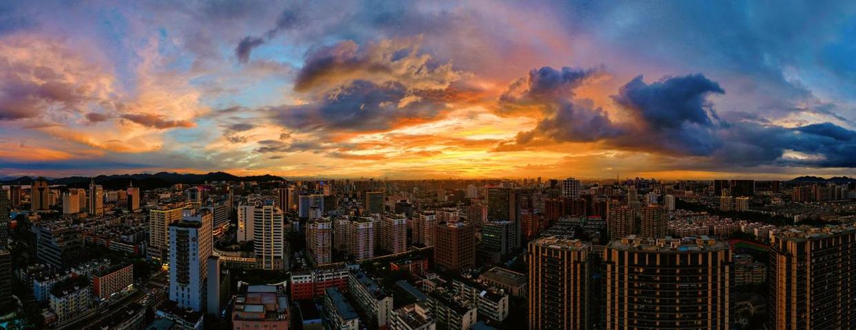 杭州今天有“世纪晚霞”？无数人涌向西湖集贤亭，还有人从上海江苏赶来